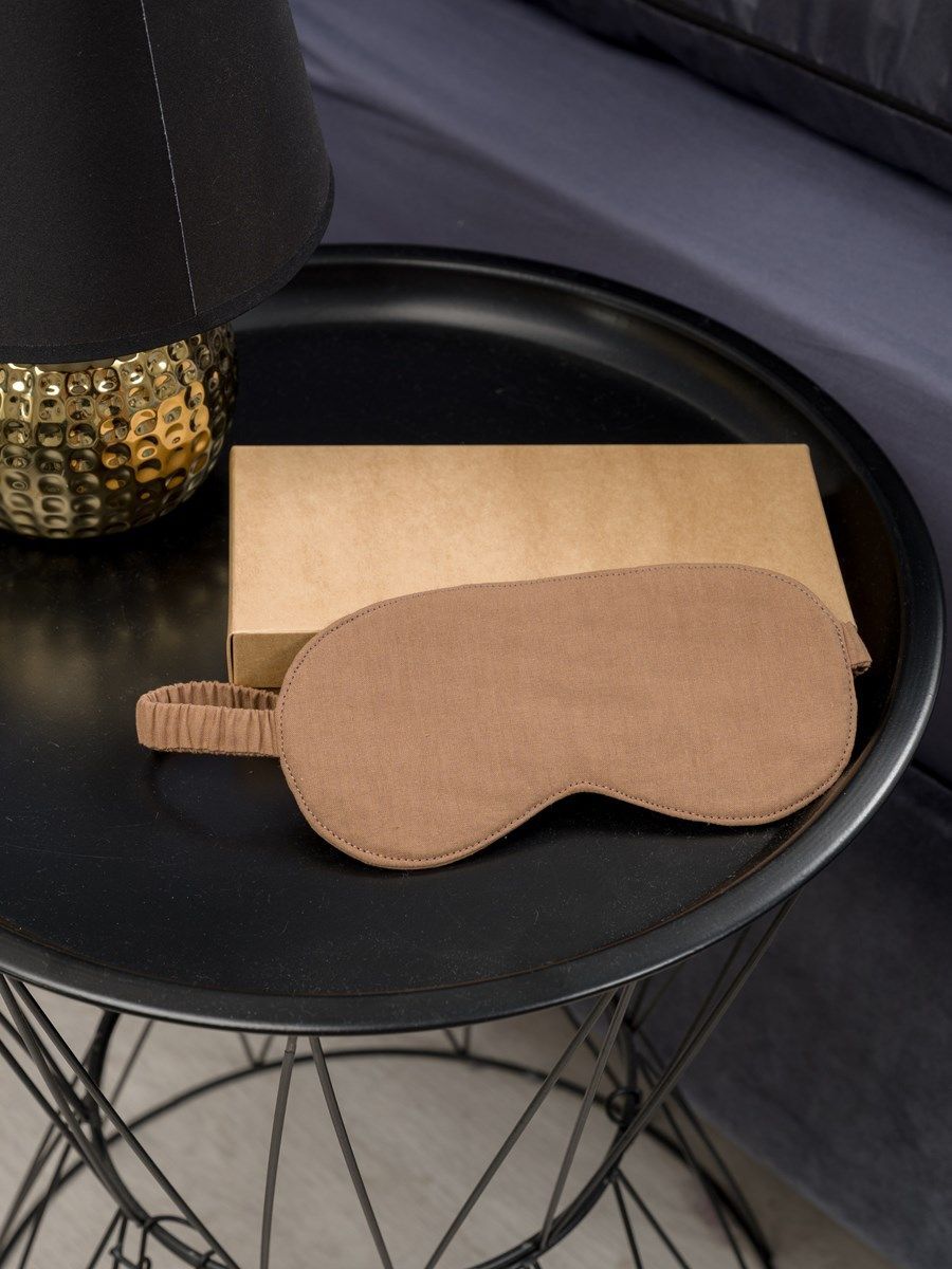 снимок Маска для лица PandaHug Blackout коричневая от магазина BIO-TEXTILES ОПТ