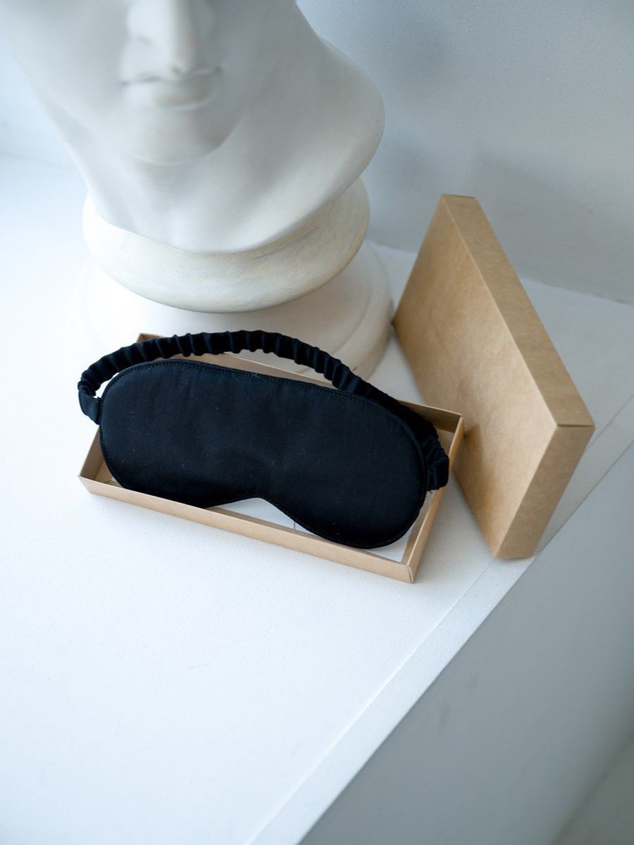 снимок Маска для лица PandaHug Blackout черная от магазина BIO-TEXTILES ОПТ