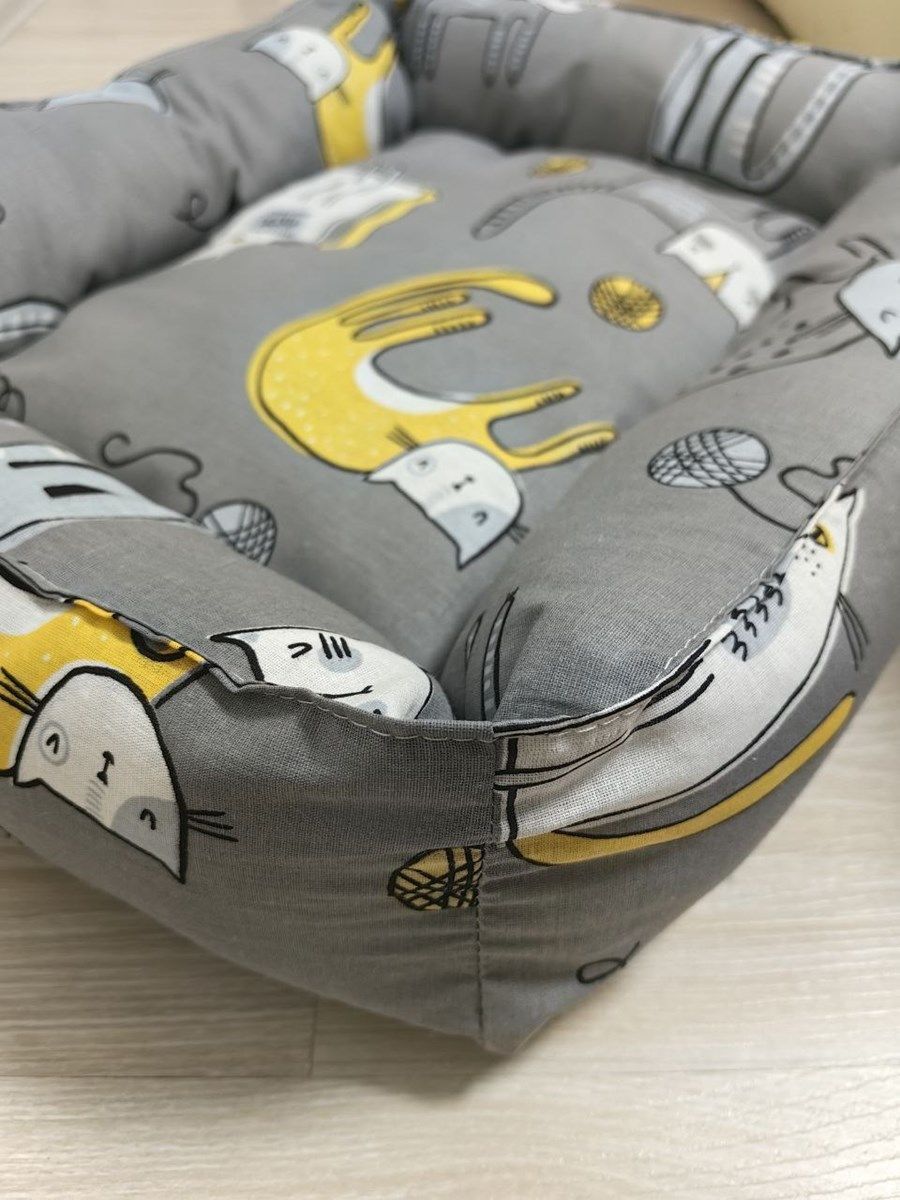 снимок Лежак для кошек и собак "серый кот" от магазина BIO-TEXTILES ОПТ