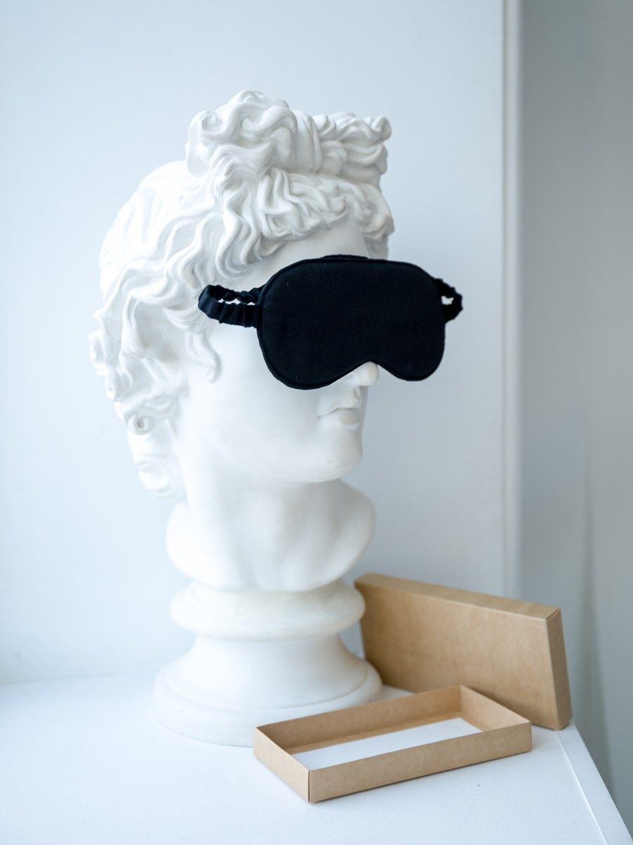 снимок Маска для лица PandaHug Blackout черная от магазина BIO-TEXTILES ОПТ